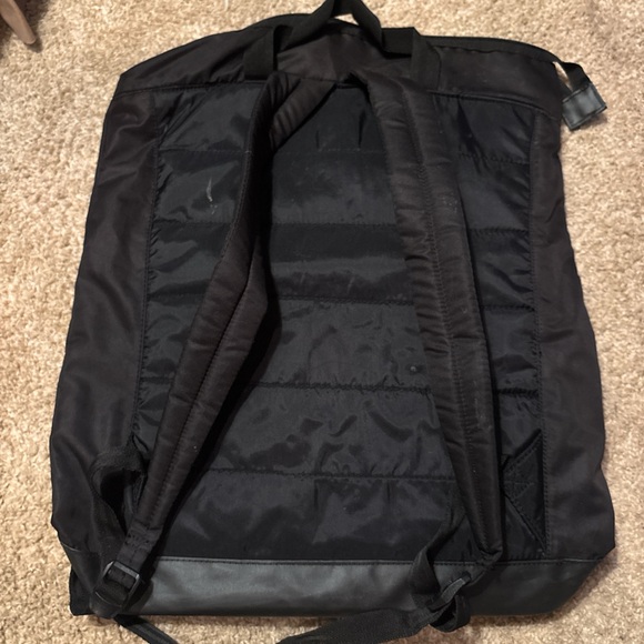 Under Armour Black Backpack Sleek Minimalist Design - Picture 4 of 4